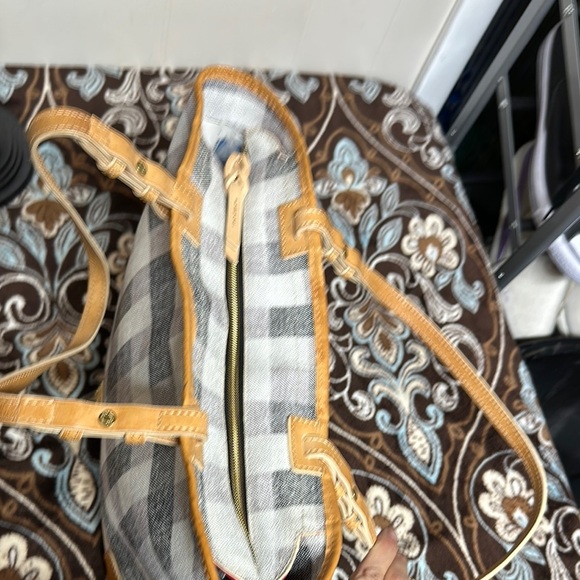 Dooney & Bourke Gray and White Tote Bag with Leather Handles - Picture 6 of 16